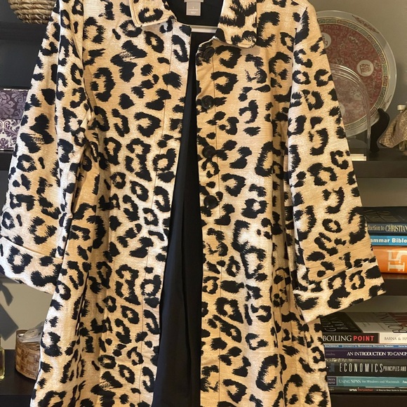Chicos Size 1 Animal Print Women's Jacket. Gently Used in Excellent Condition. - Picture 1 of 4